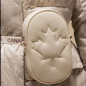 Lululemon Team Canada 22 Future Legacy Crossbody Bag Cream NEW